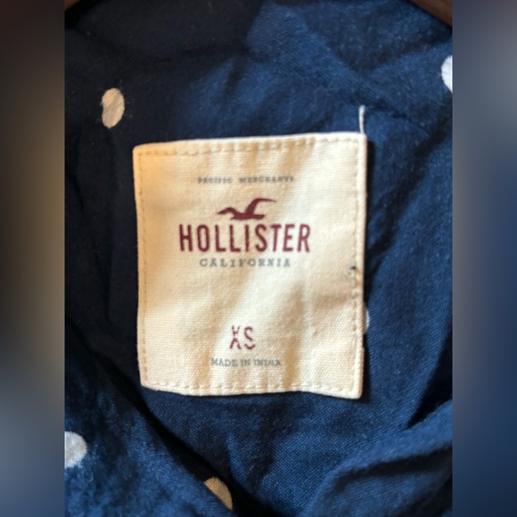 Hollister blouse - Picture 3 of 3